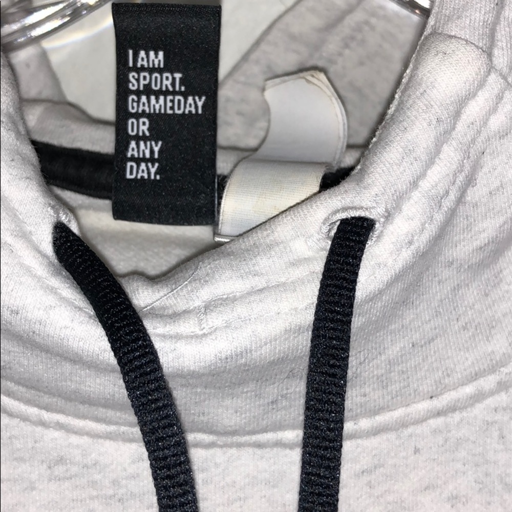 Adidas Hoodie - Picture 13 of 15